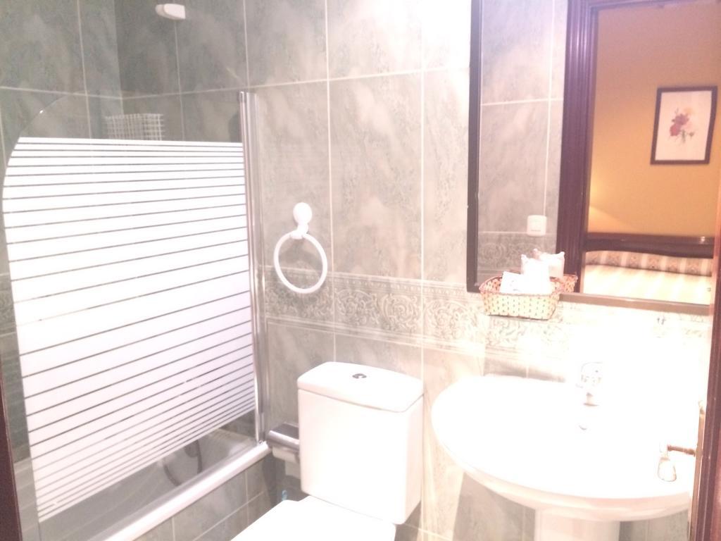 Hotel Nueva Allandesa Pola de Allande Rum bild